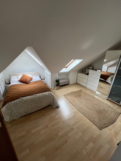 Double room with en-suite in Hampton Wick Main Photo