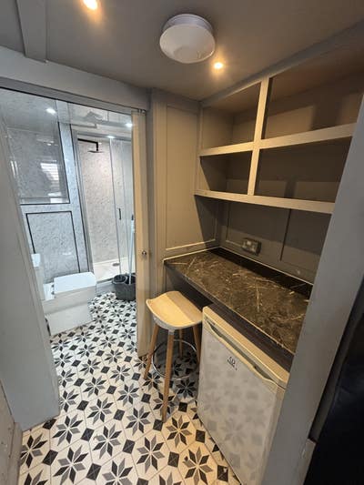 Single bedroom located on Maldon high street  Main Photo