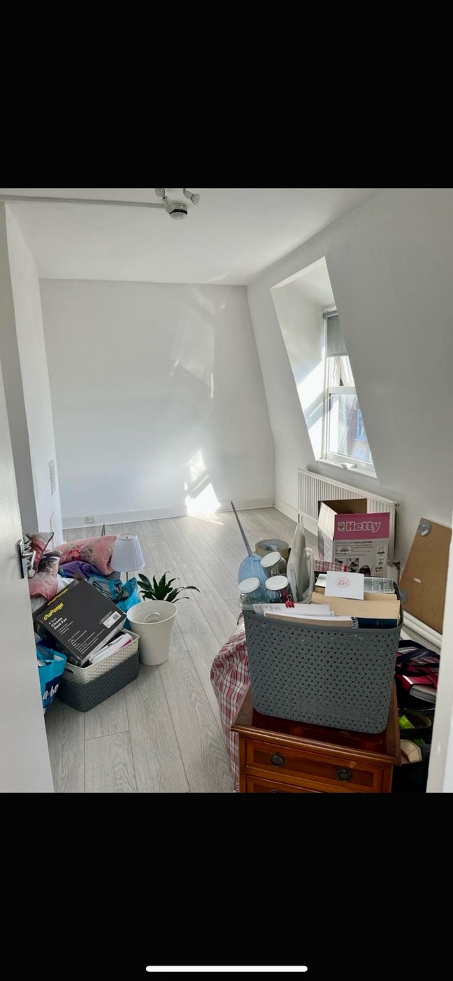 Double Room Available in 2 Bed Flat Tooting Main Photo