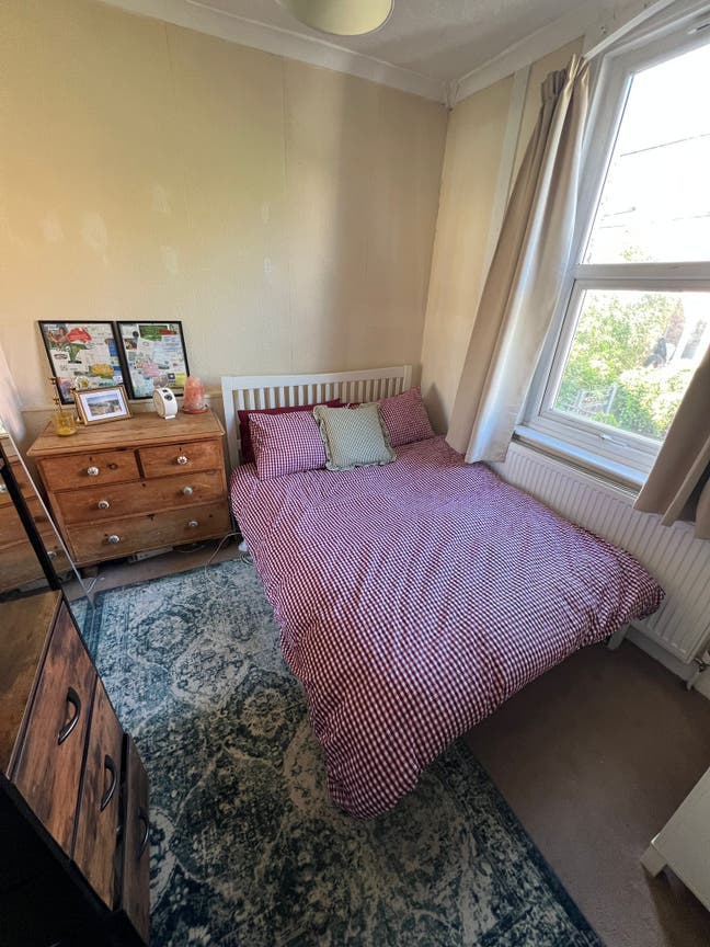 Sociable house share in Tooting Broadway - 17 June Main Photo