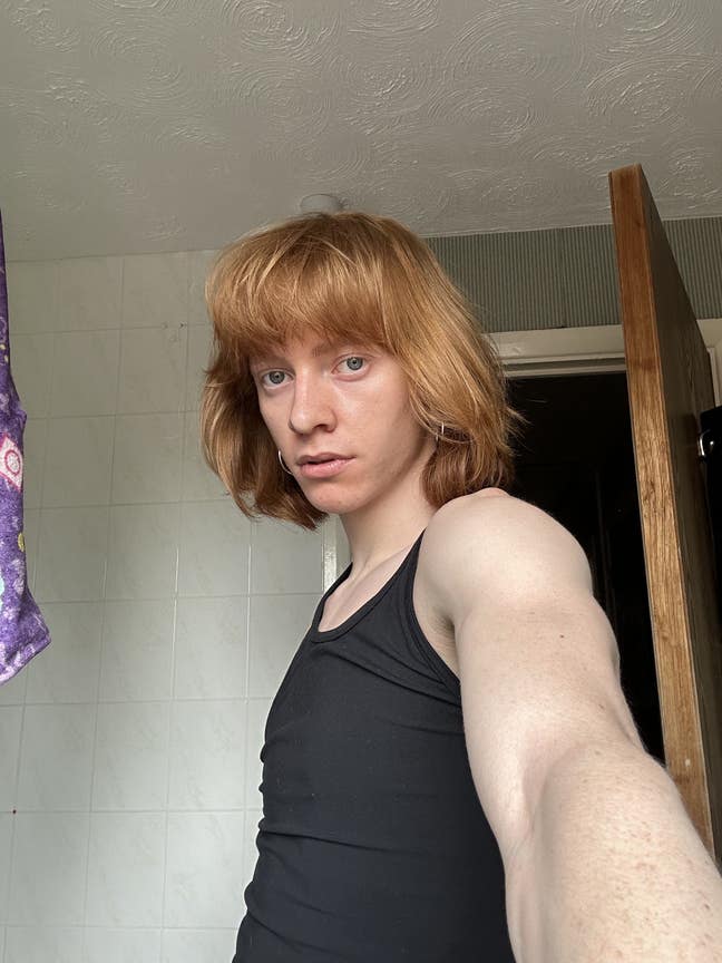 Looking to rent a room in London Main Photo