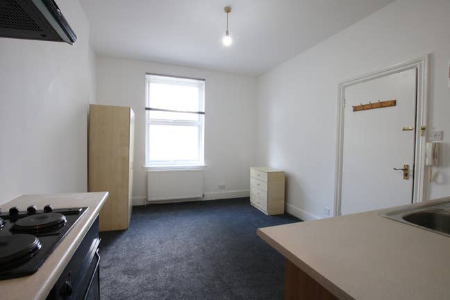 Stunning Studio Steps From Willesden Green Station Main Photo