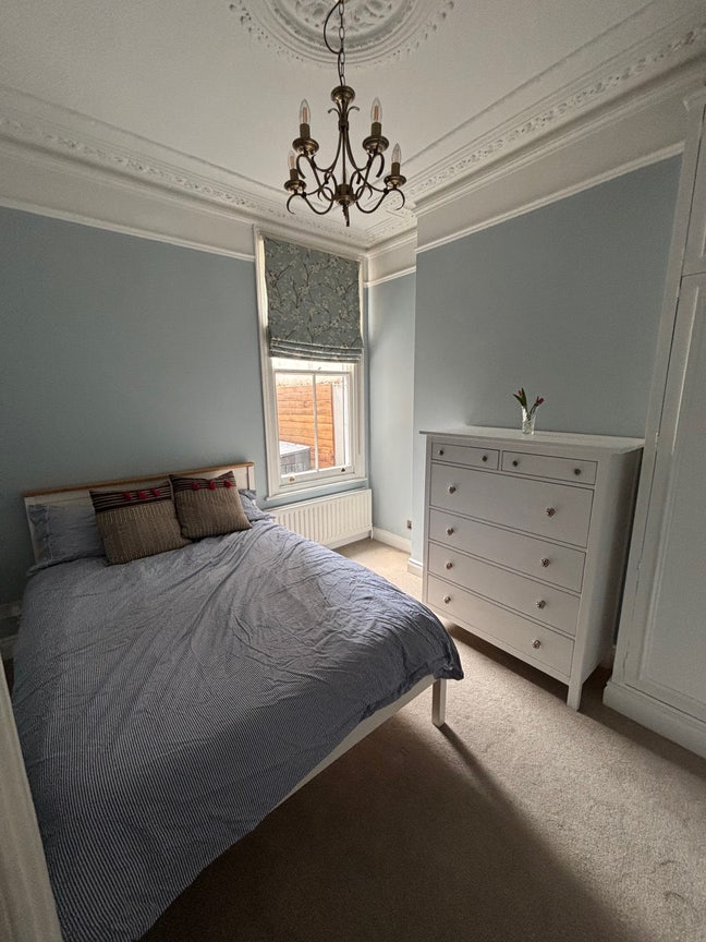 Clapham Common - Spare Room & Garden Main Photo
