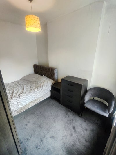 1 HMO - near city centre - supported housing  Main Photo