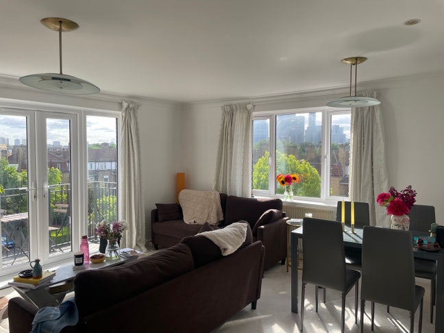 Rotherhithe / Canada Water en-suite room in flat Main Photo