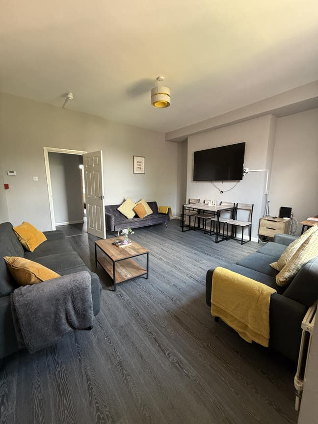 2 Bed Student Flat Available – Bills Included Main Photo