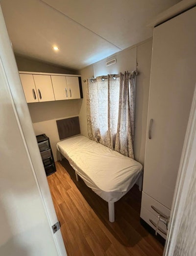 Single room for rent Main Photo