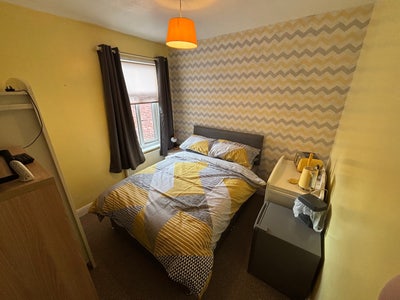 Double bedroom for rent Main Photo