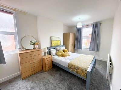 🎉 &pound;200 OFF Your Move-In! - Spacious Ensuite! Main Photo