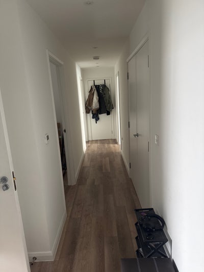 Double room in two bed apartment  Main Photo