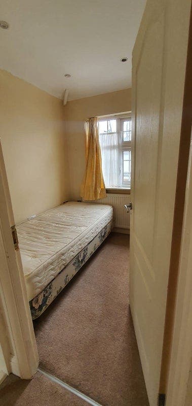 Single room and Double room available  Main Photo