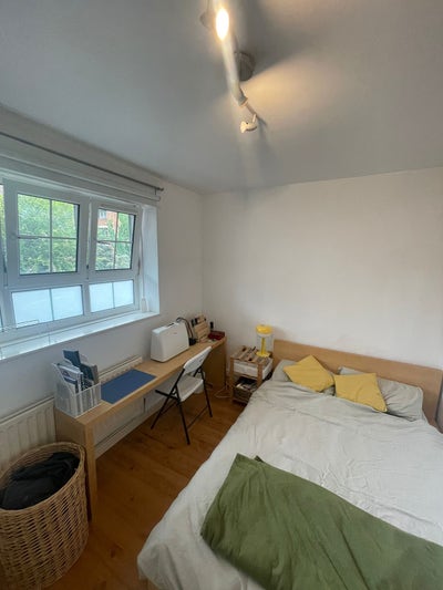 * Lovely Double Room in Elephant & Castle *  Main Photo
