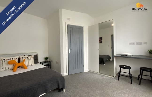 Lovely En-Suite Room with Shared Driveway - NOW Main Photo