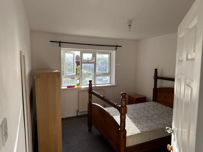 2-Bed Flat – &pound;900 PCM – Close to Warwick Universit Main Photo