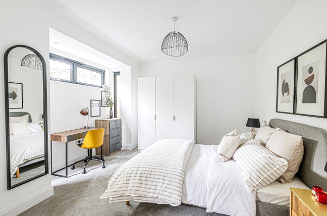 Large En-suite near Balham Tube Station  Main Photo