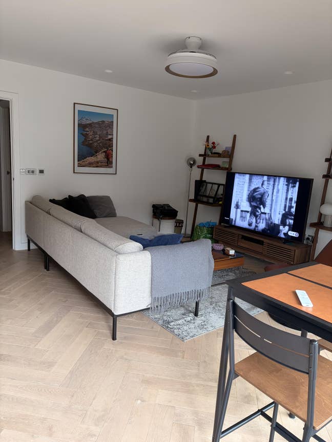 Modern Flat Croydon/ Norwood Junction- Bills inc Main Photo