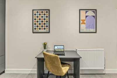 Fantastic Studio Room - Mayors Walk PE3 Main Photo