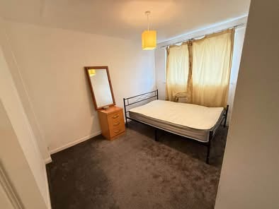 Double bedroom to rent for 550&pound;/ month  Main Photo