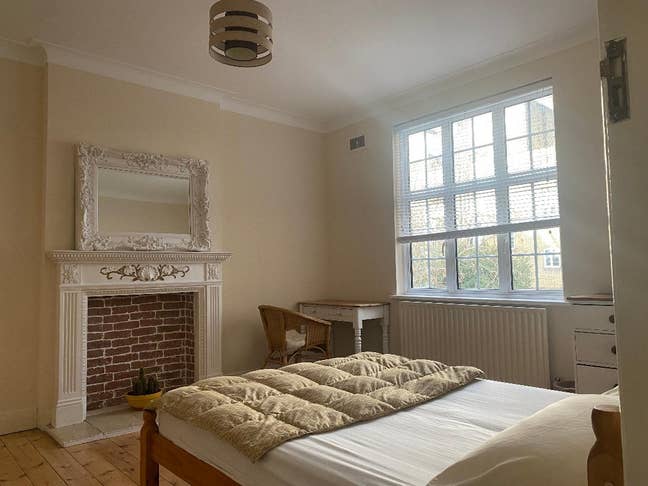 Large Bright Double Room - Streatham Hill SW16 Main Photo
