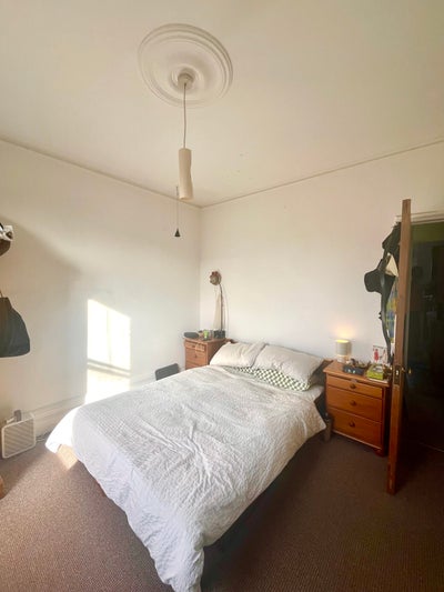 Double room in Camberwell - shared with couple Main Photo