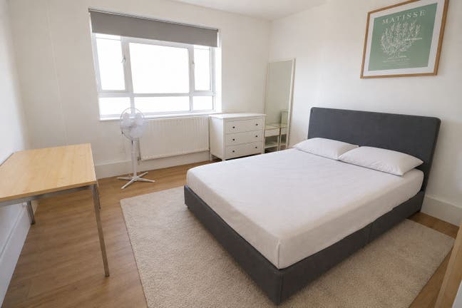 Two Superb Rooms in White City ( Westfield )  Main Photo