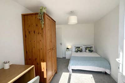 Double Rooms | Furnished | Falmouth Main Photo