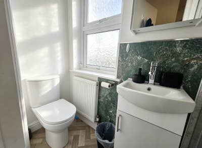 Beautifully presented six-bedroom HMO  Main Photo