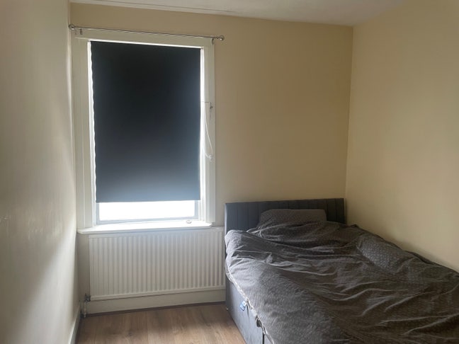 Unfurnished Double Room Available  Main Photo