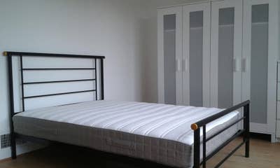 🏡 Spacious Double Room Available – Elephant & Cas Main Photo