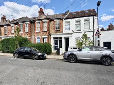 1 Bedroom Flat in Clapton Main Photo