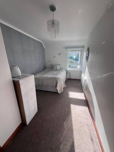 Beautiful double room, access to NB & EDI Fringe  Main Photo