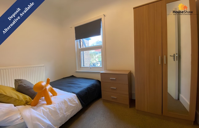 Cosy Double Room Near Station + Bills & Cleaner Main Photo