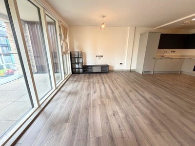 ***Two Bedroom New Build Apartment to Rent, E1*** Main Photo
