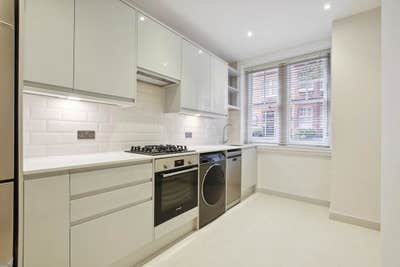Beautiful 2-Bed 2-Bath Chelsea Red Brick Flat Main Photo