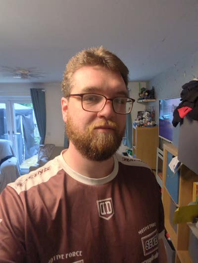 Looking for a room to rent Main Photo
