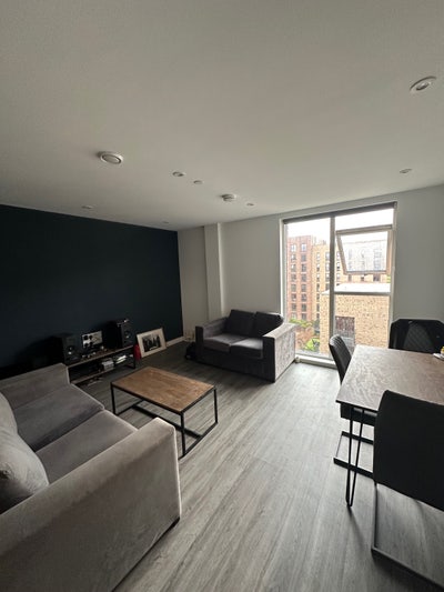 Tenancy takeover - Large Room in Duplex Flat Main Photo