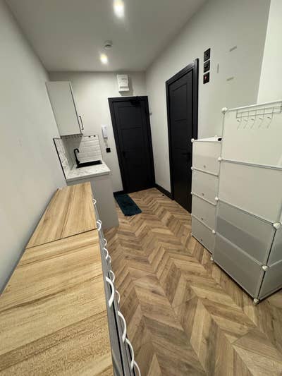 Modern Self-Contained Student Studio | Grayscroft  Main Photo