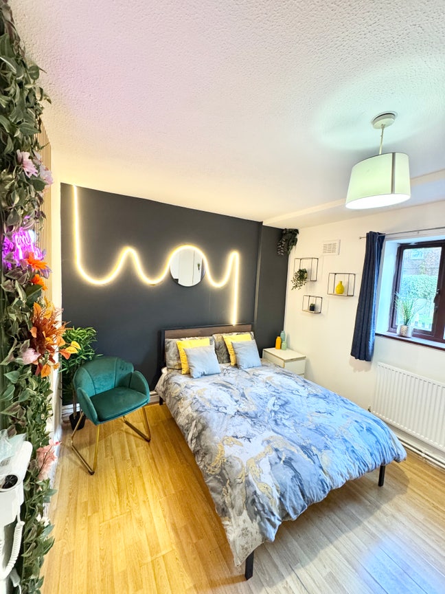 Single/Double Rooms*Finsbury Park with GARDEN  🪴  Main Photo