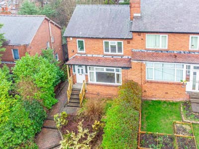 Room for Rent in a superb house Main Photo