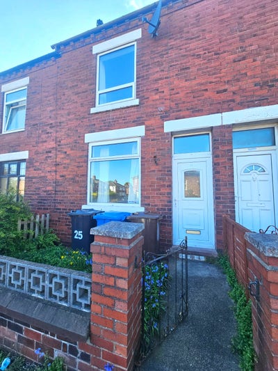 2-Bedroom Family House in Swinton – Available Now Main Photo