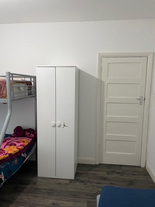 Spacious Double Room   Main Photo