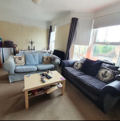 Bright Double room All girls house  Main Photo
