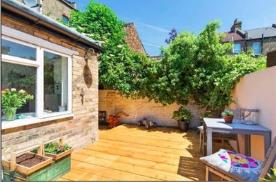 Lovely 2 bed flat in Queen’s Park-With a garden! Main Photo
