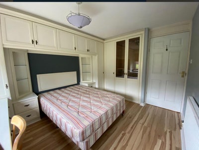 1 room available in 4-bed house! Main Photo