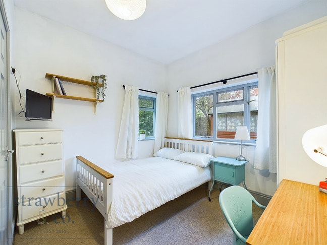 631BR | Brislington | Dble & Ensuite | Parking Main Photo