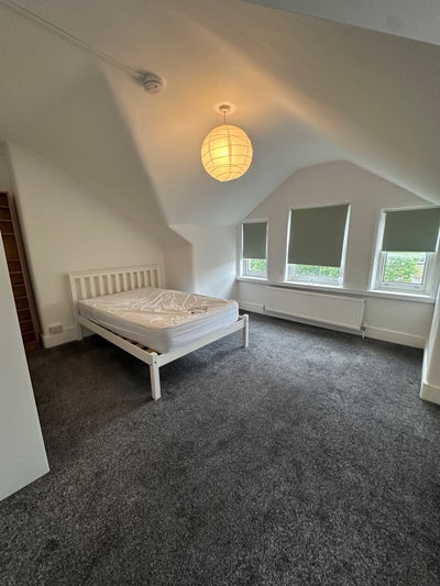 Spacious Double Room next to Primrose Hill Main Photo