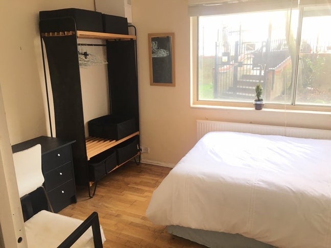 Gorgeous Room || Finsburypark | Queens Drive Main Photo