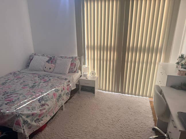 Room for rent Main Photo