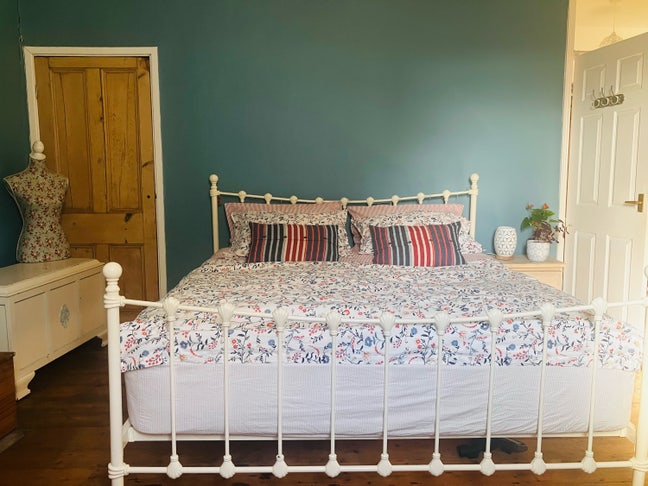 Bright King Room Main Photo