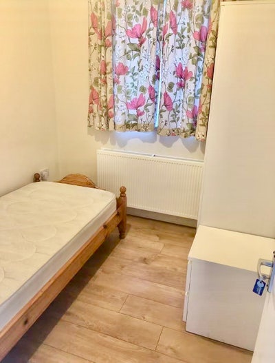 Double room for rent  Main Photo